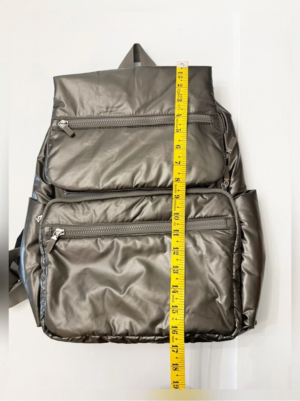 NWOT - Baggallini Go To Laptop Flap Backpack in Gunmetal Puff